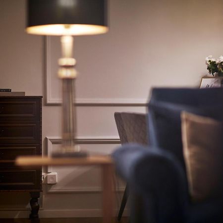 R B Apartment Am Airport Hamburg - 1-4 Personen - Kueche - Smart Tv - Waschmaschine - Perfekt Fuer Geschaeftsreisende Oder Familien Esterno foto