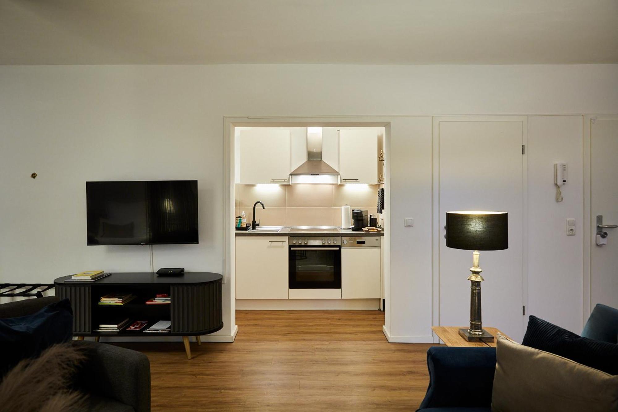 R B Apartment Am Airport Hamburg - 1-4 Personen - Kueche - Smart Tv - Waschmaschine - Perfekt Fuer Geschaeftsreisende Oder Familien Esterno foto